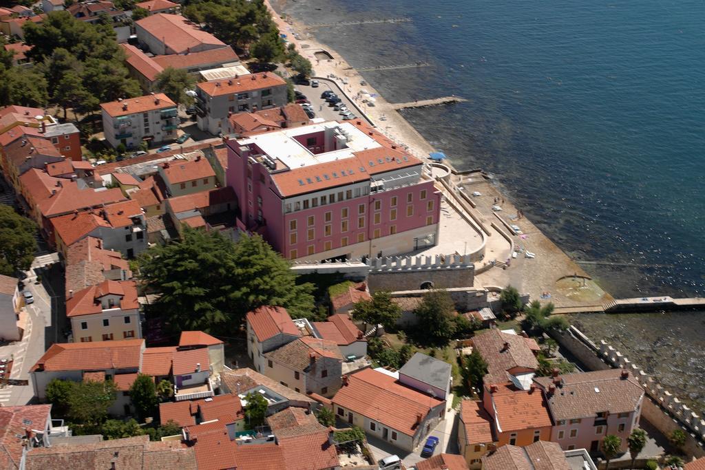 Apartments Edo Novigrad  Exterior photo
